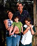 Van Zandt mit Familie 1994