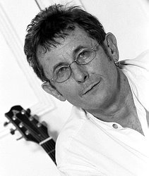 Alistair Hulett