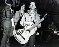 WOODY GUTHRIE * Foto: Lester Balog / Courtesy of Woody Guthrie Archives