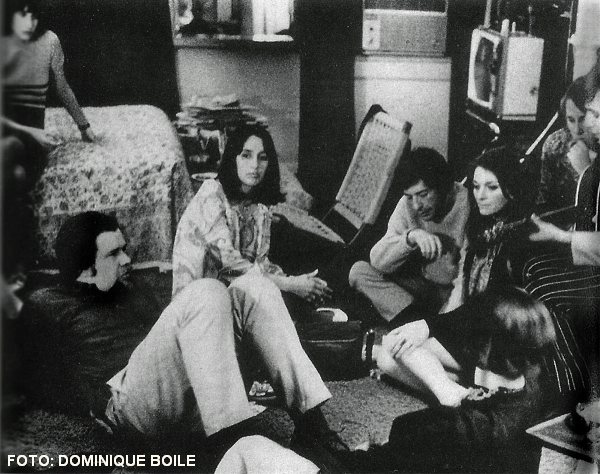 DAVE VAN RONK, JOAN BAEZ, LEONARD COHEN, JUDY COLLINS, CHAD MITCHELL 1966 * FOTO: DOMINIQUE BOILE