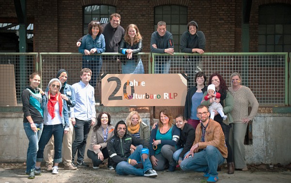 Team des Kulturbüros Rheinland-Pfalz 2013, Lukas Nübling oben, 2. v. r.