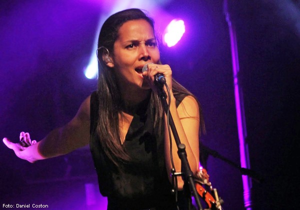 Rhiannon Giddens * Foto: Daniel Coston 