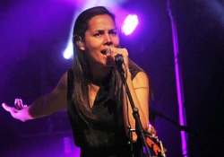 Rhiannon Giddens * Foto: Daniel Coston 